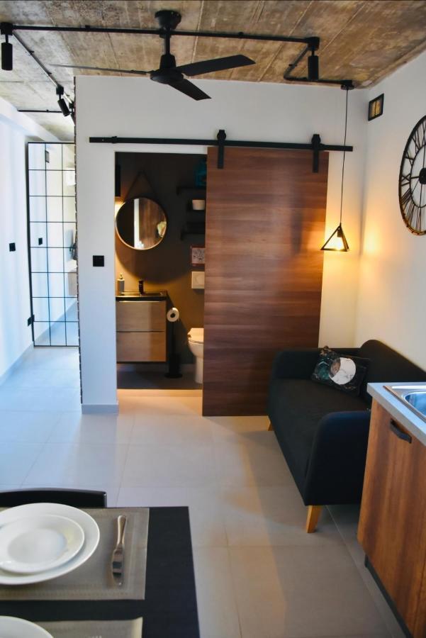 Chic Penthouse Industrial-Style Apartment Mosta Exterior foto